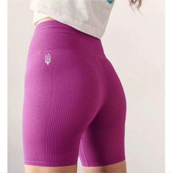 NWOT Free People Happiness Runs Bike Short - Picture 9 of 11